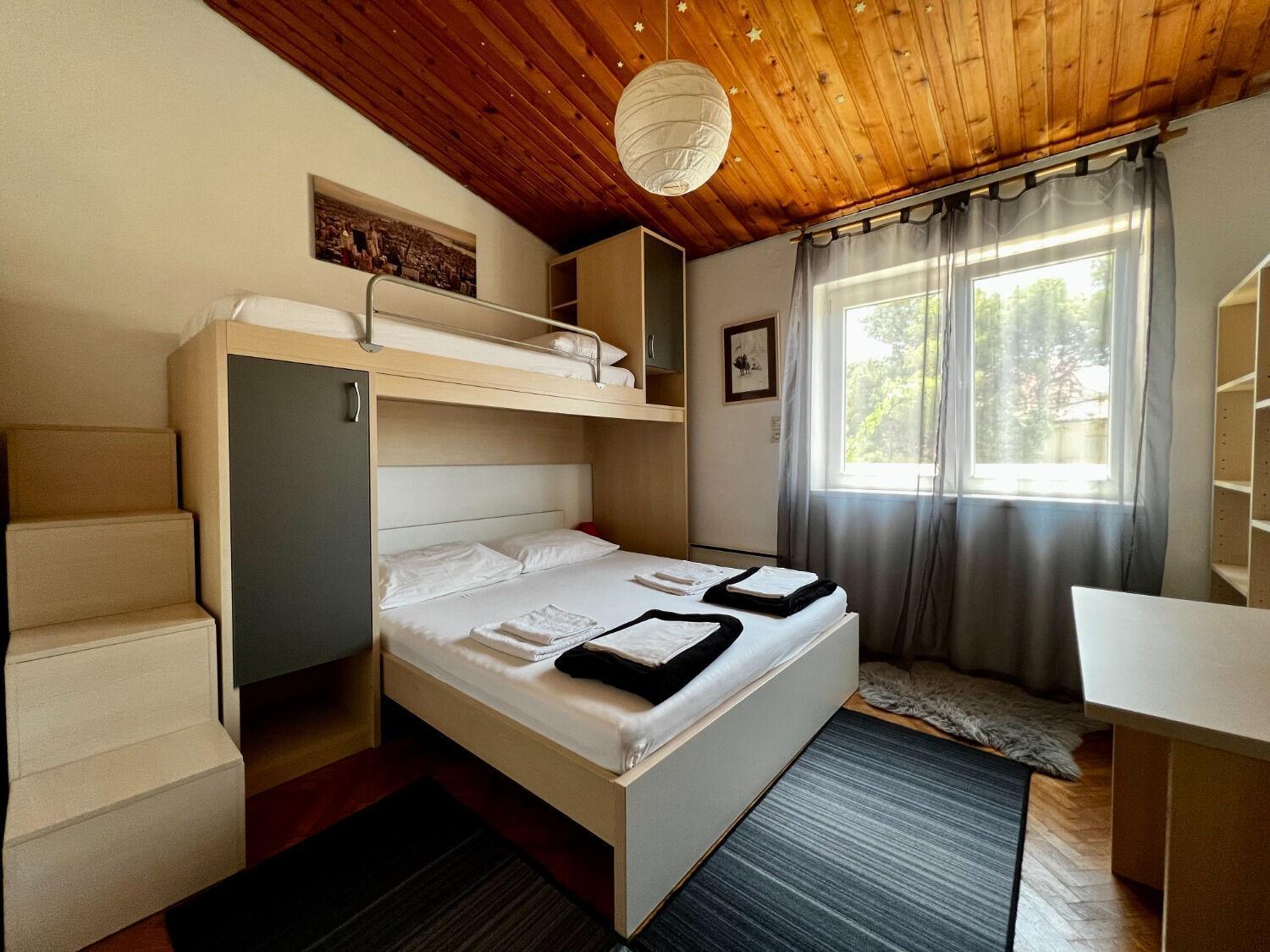 Apartment Denis - Great Location & Large Terrace Makarska Exterior foto