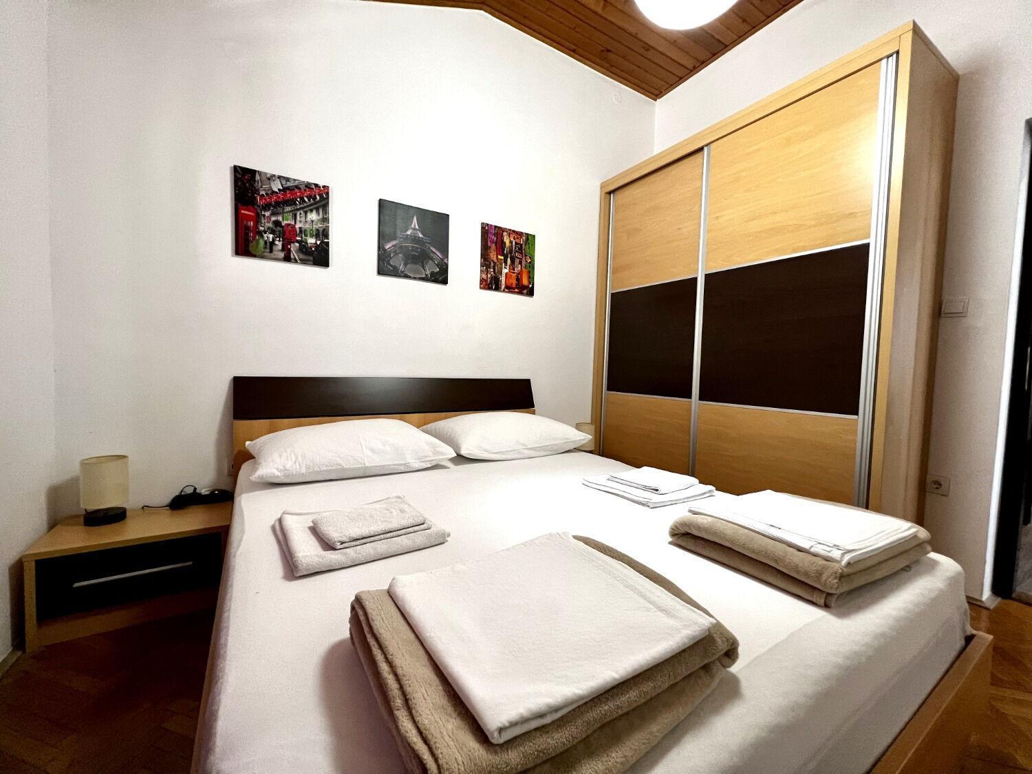 Apartment Denis - Great Location & Large Terrace Makarska Exterior foto